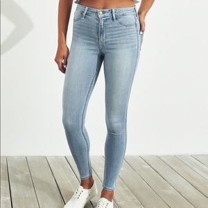 ‼️Sale‼️Hollister High Rise Jean Leggings